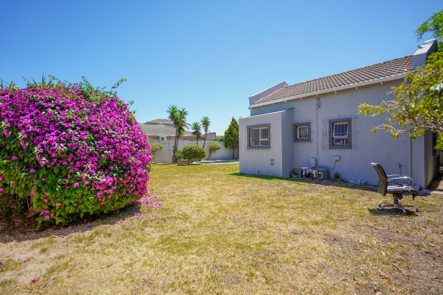 4 Bedroom Property for Sale in Parklands Western Cape